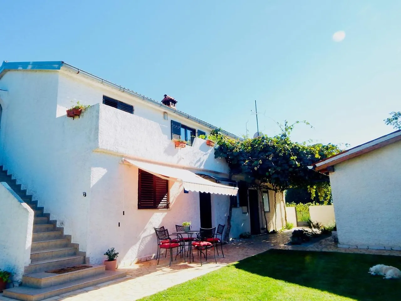 Lovley Rural Apartment With Garden Póla 3*,